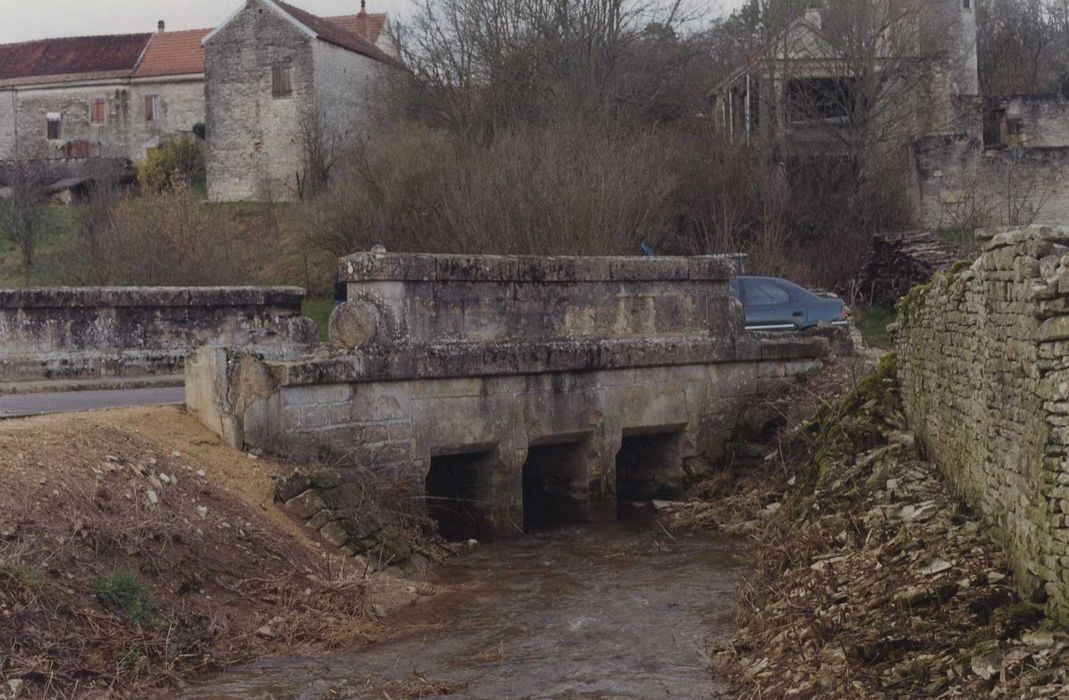 Pont de Pimelles, vue générale