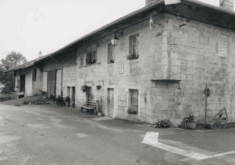 Maison de justice : façade ouest, vue générale