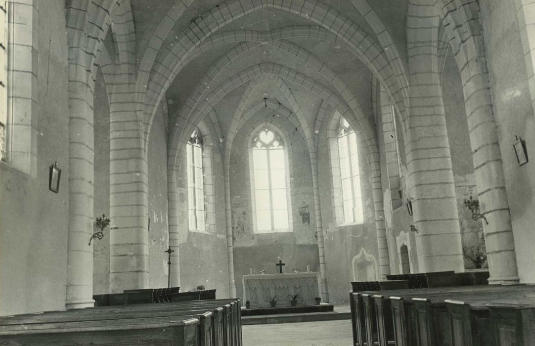 Eglise de Prehy : choeur, vue générale