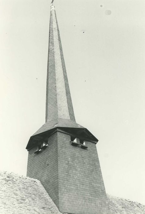 Eglise de Septfonds : clocher, vue générale