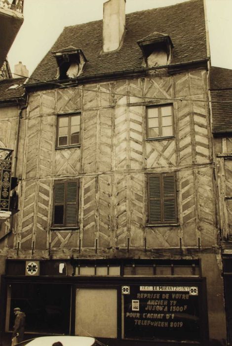 Maison dite d'Abraham : façade sur rue, vue générale