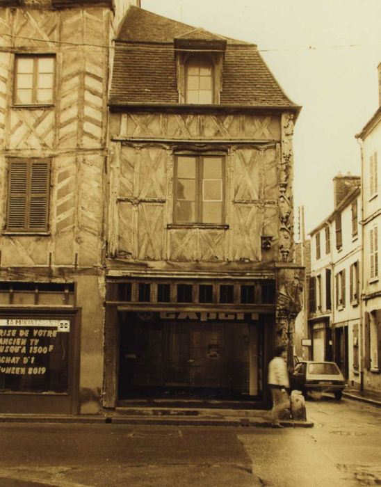 Maison dite d'Abraham : façade sur rue, vue générale