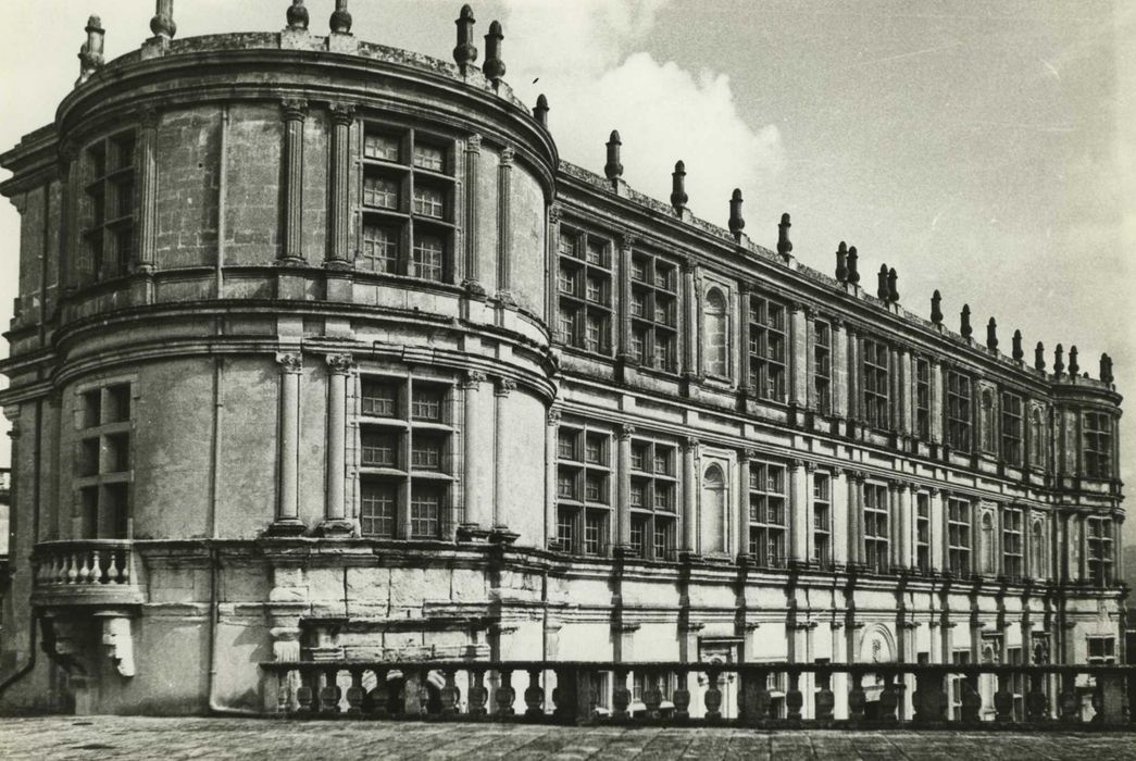 Château : aile François 1er, ensemble sud, vue générale