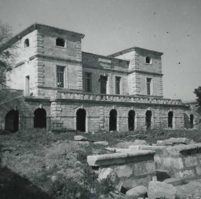 Château de la Garenne : façade sud, vue générale