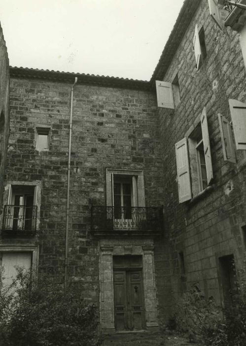 Château : façade est, vue générale