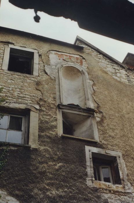 Hôtel Gauthier de Sibert : façade sur cour, vue partielle