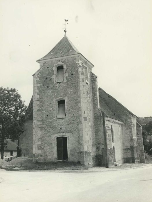 Eglise Saint-Aventin : façade occidentale, vue générale