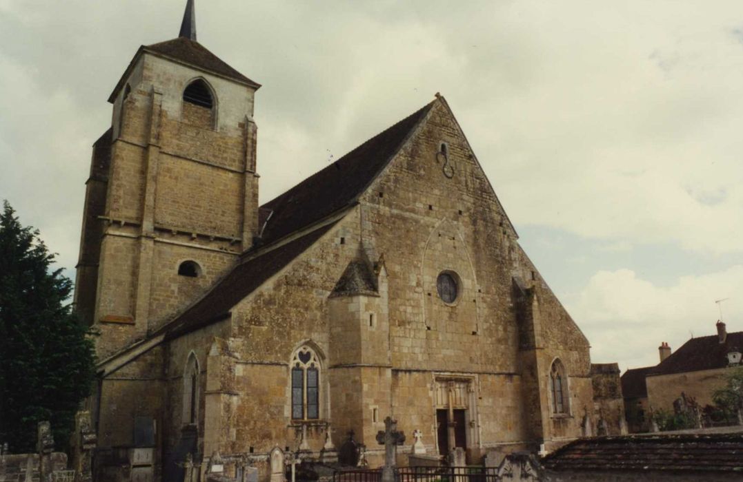 Eglise Saint-Germain : façade occidentale, vue générale