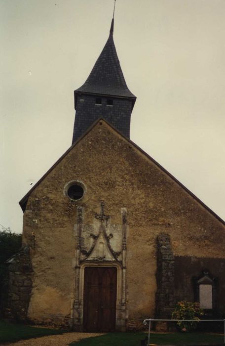 Ancienne église Saint-Loup à la Villotte : façade occidentale, vue générale