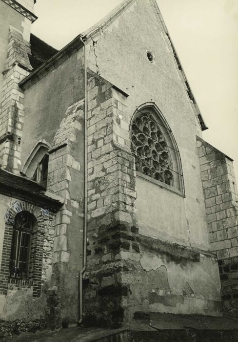 Eglise Saint-Jean-Baptiste : chevet, vue générale