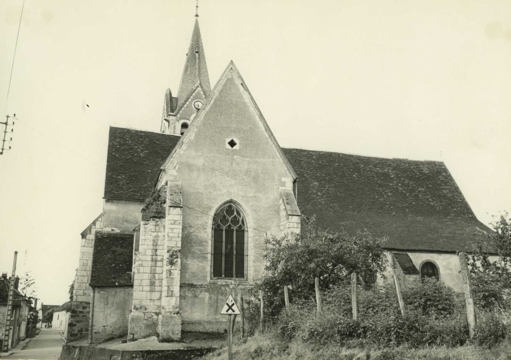 Eglise Saint-Jean-Baptiste : chevet, vue générale