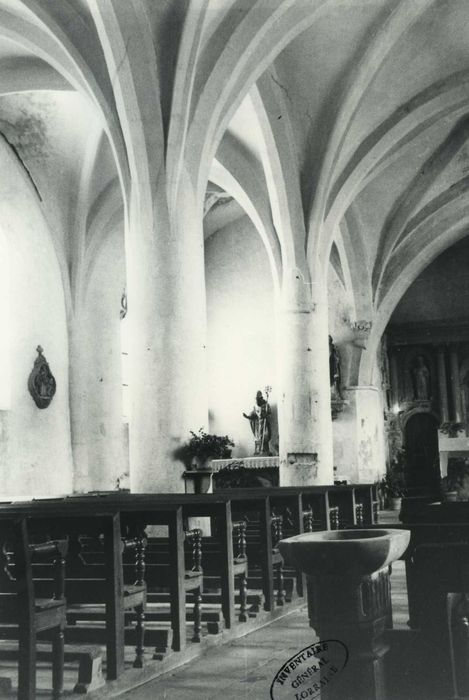 Eglise Saint-Brice : nef, vue générale