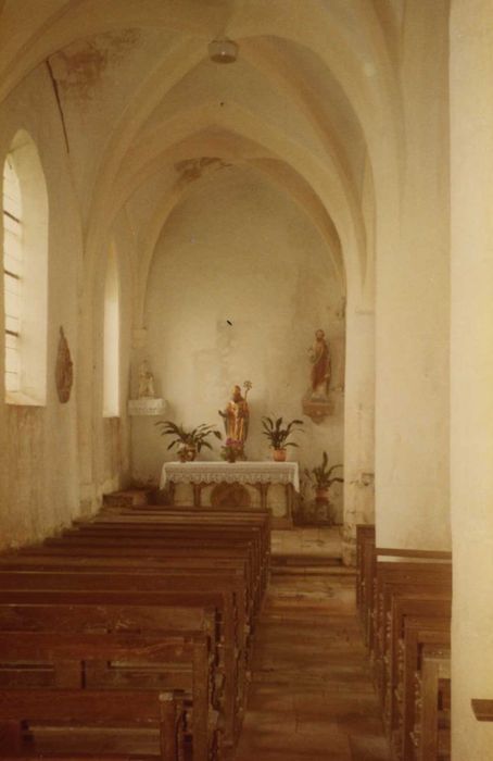 Eglise Saint-Brice : bas-côté ouest, vue générale