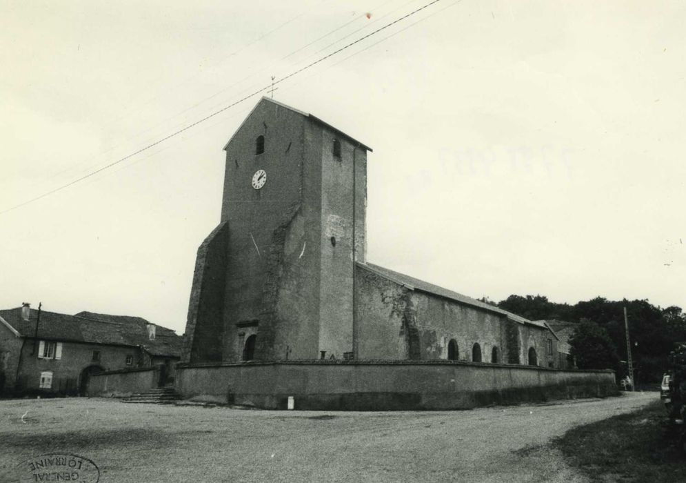 Eglise Saint-Georges et son cimetière : ensemble sud-ouest, vue générale