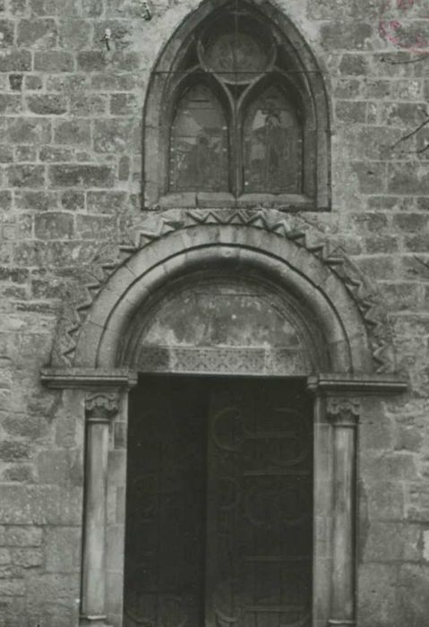 Eglise Notre-Dame : portail occidentale, vue générale