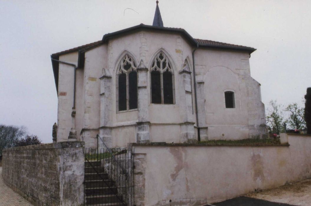 Eglise Saint-Martin : chevet, vue générale