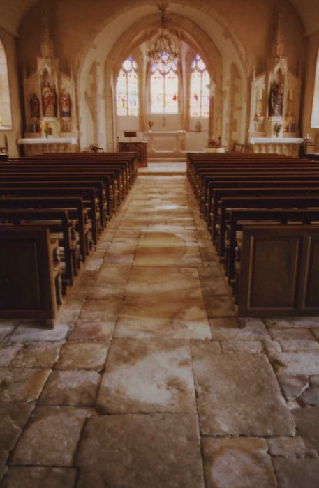 Eglise Saint-Martin : nef, vue générale