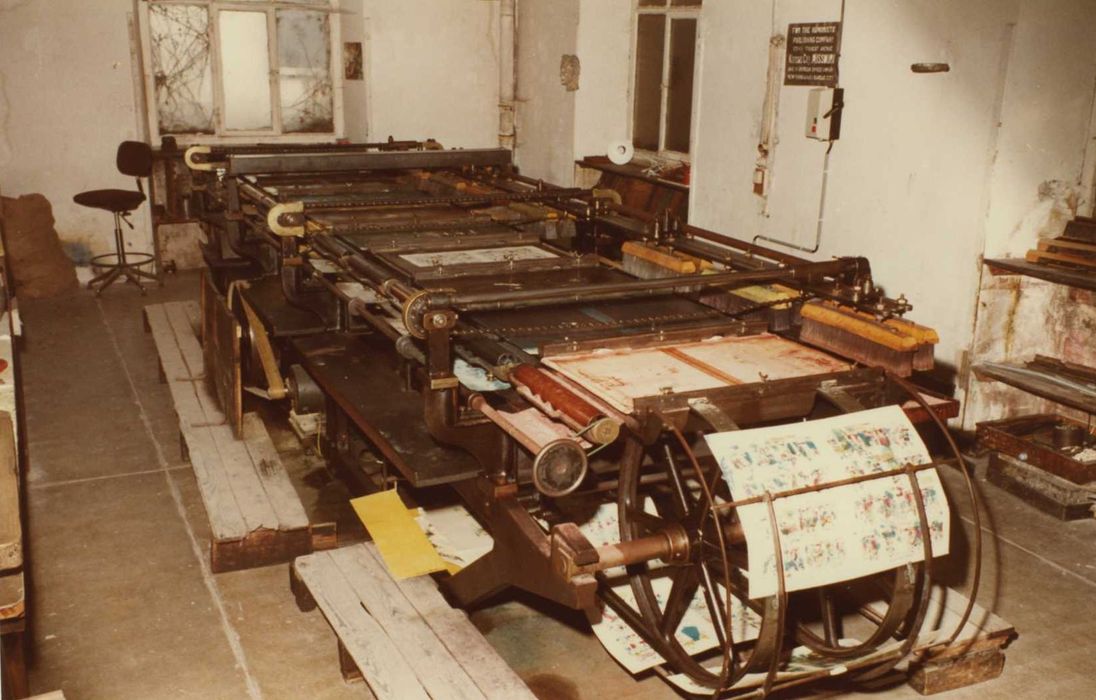 machine à imprimer par pochoir (machine à colorier) - © Ministère de la Culture (France), Médiathèque du patrimoine et de la photographie, tous droits réservés