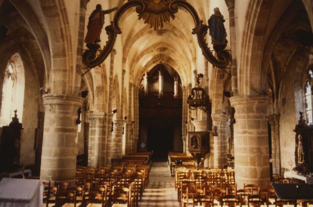 Eglise Notre-Dame de l'Assomption : nef, vue générale