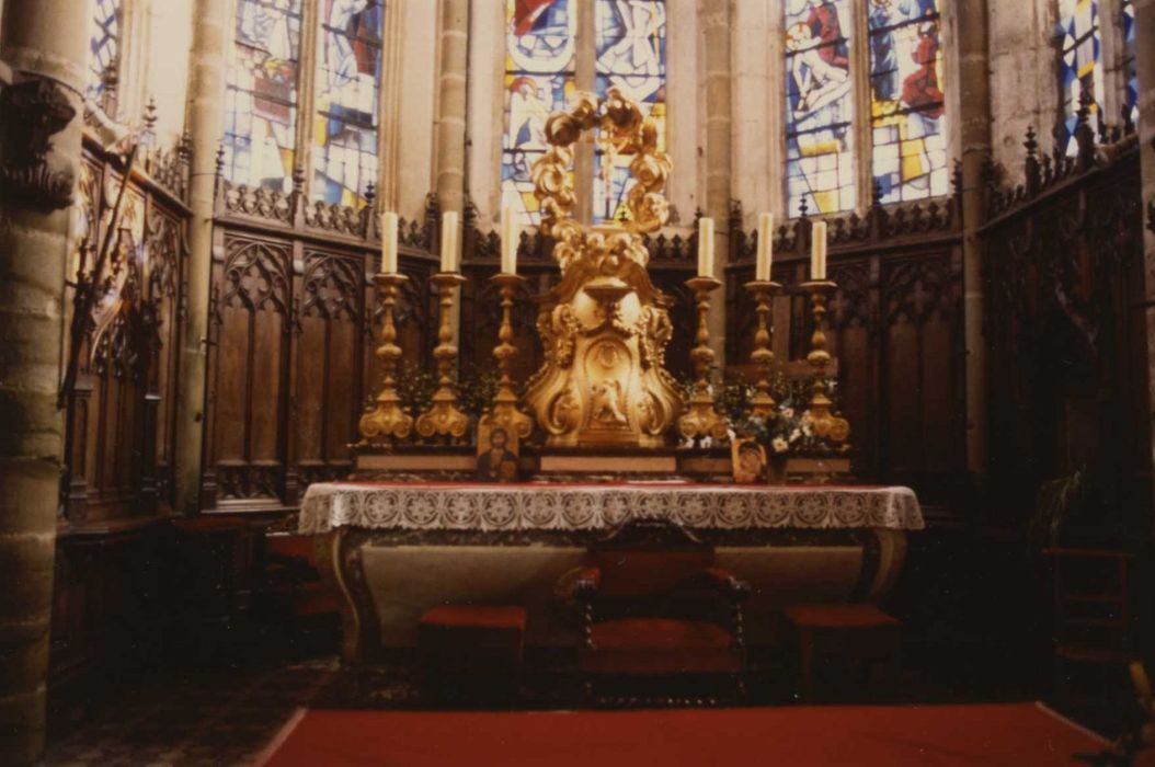 autel, tabernacle, 6 chandeliers (maître-autel)