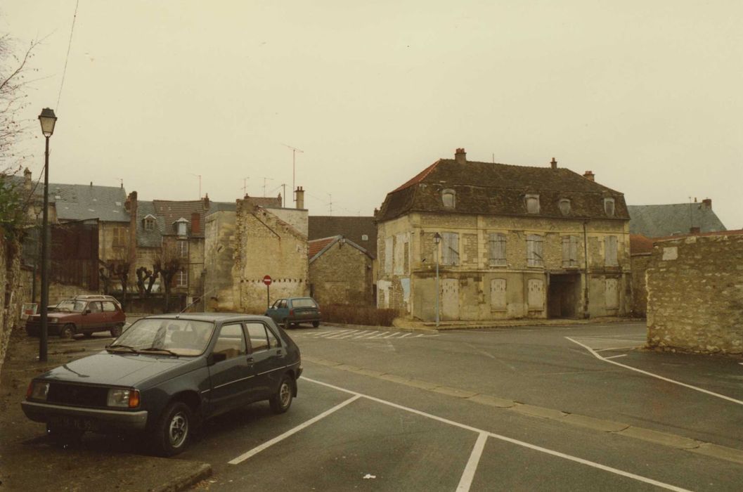 Hôtel de Brière (ancien) : façades nord et est, vue générale