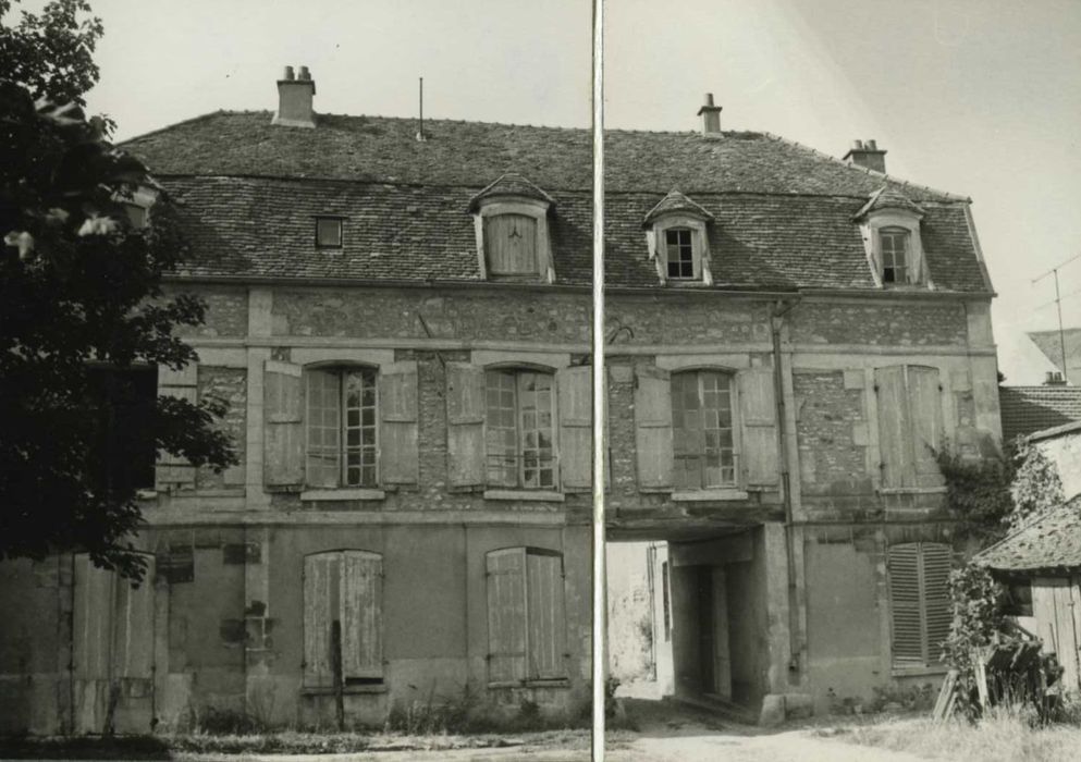 Hôtel de Brière (ancien) : façade nord sur cour, vue générale