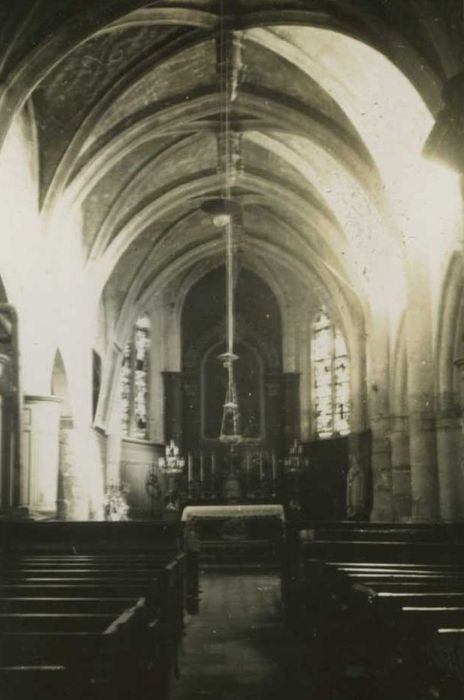 Eglise Saint-Denis : nef, vue générale