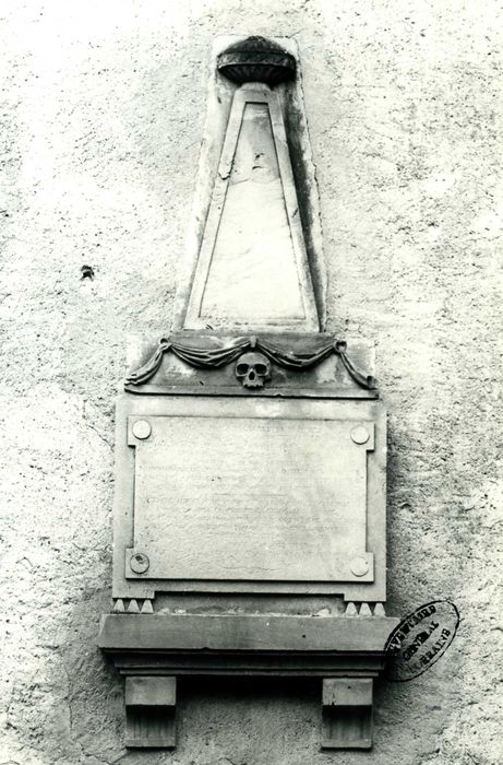 monument funéraire de La Rochefoucauld du Cheylard