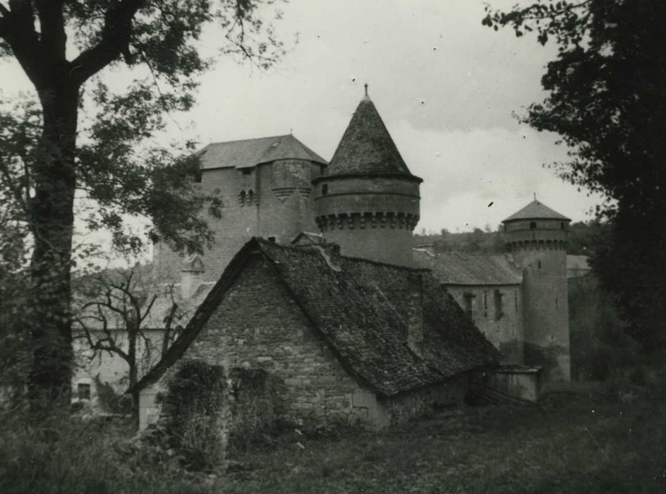 ensemble est du château, vue partielle