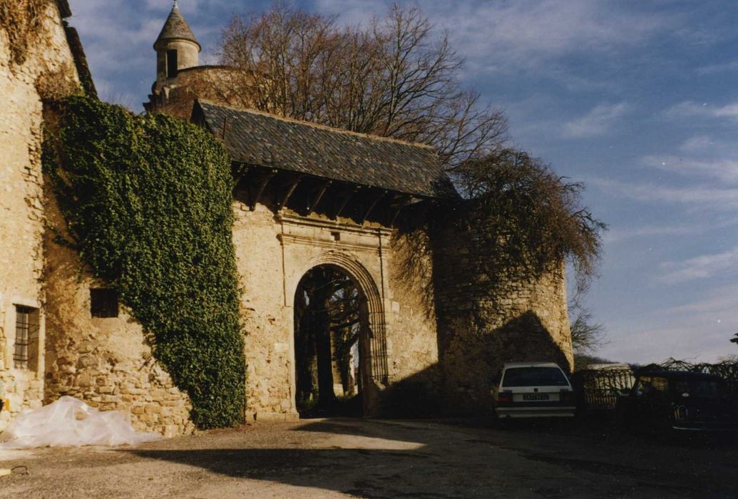 porche d’accès sud-ouest, vue générale