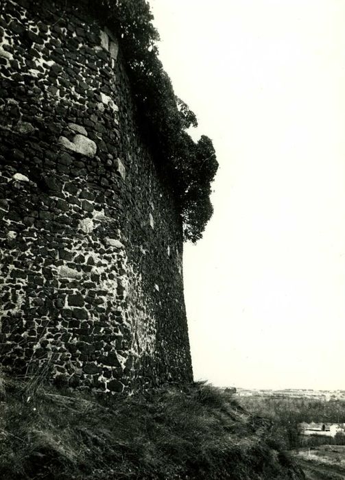 remparts, élévation nord, vue partielle