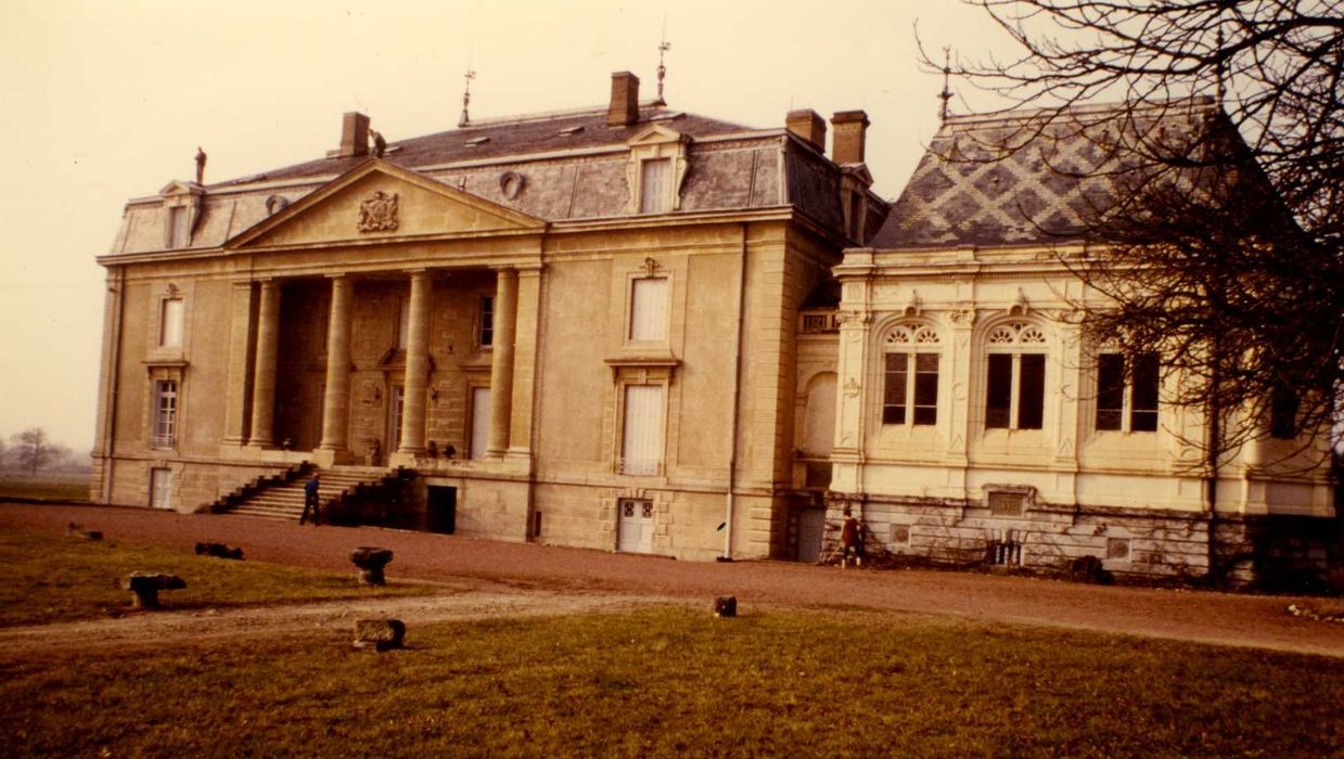 façade sud, vue générale