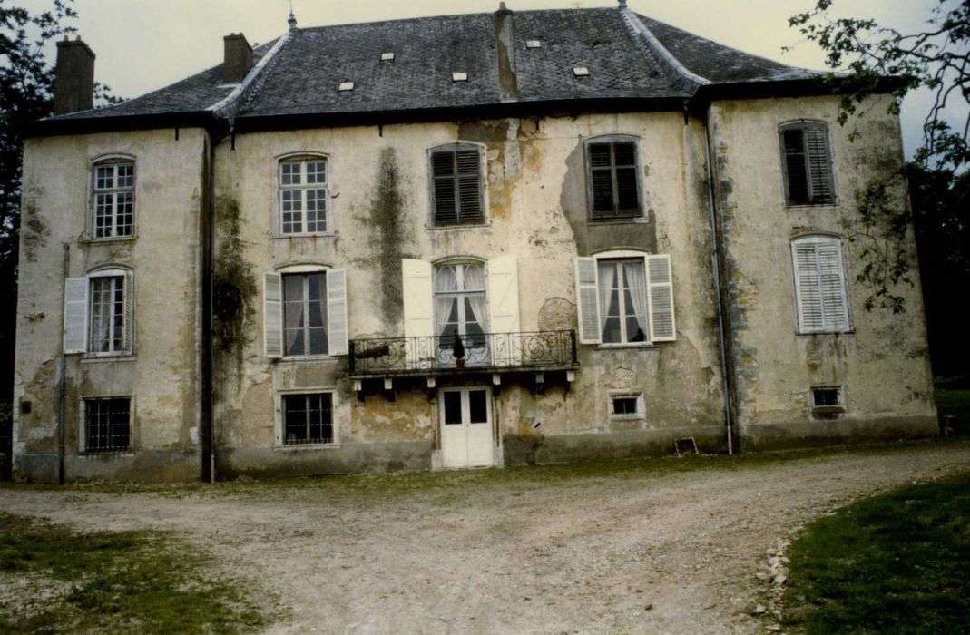 façade nord-ouest, vue générale