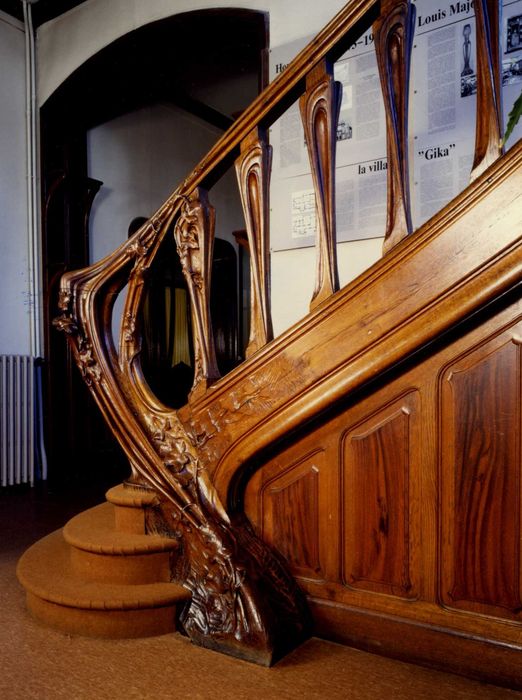 Escalier principal, détail du départ