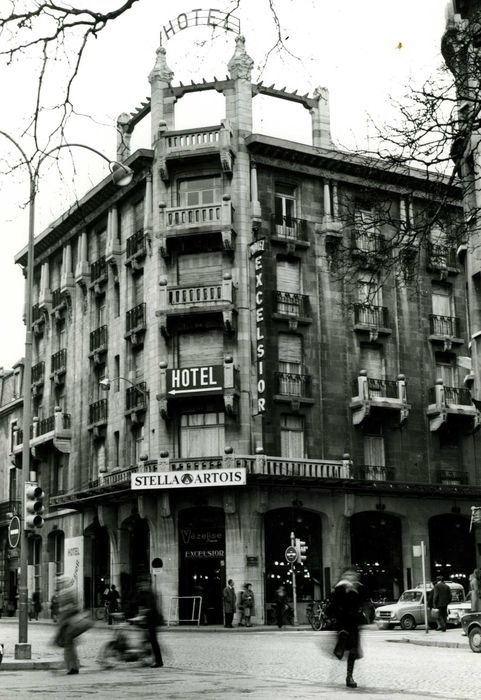 vue générale des façades sur rues