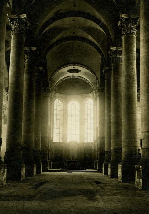 église abbatiale, vue générale de la nef