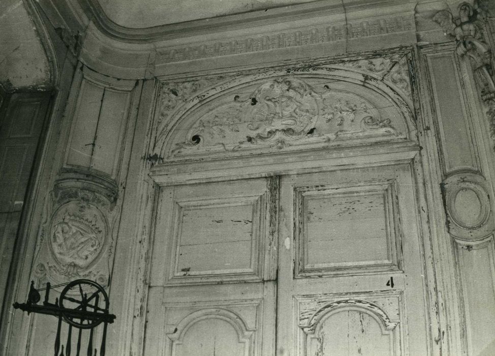 salon d’honneur, lambris de revêtement, détail