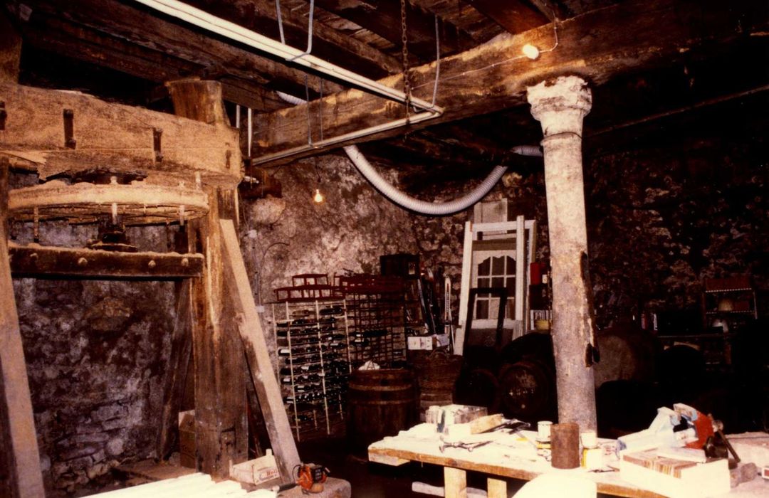 cave nord du bâtiment sur rue, vue partielle