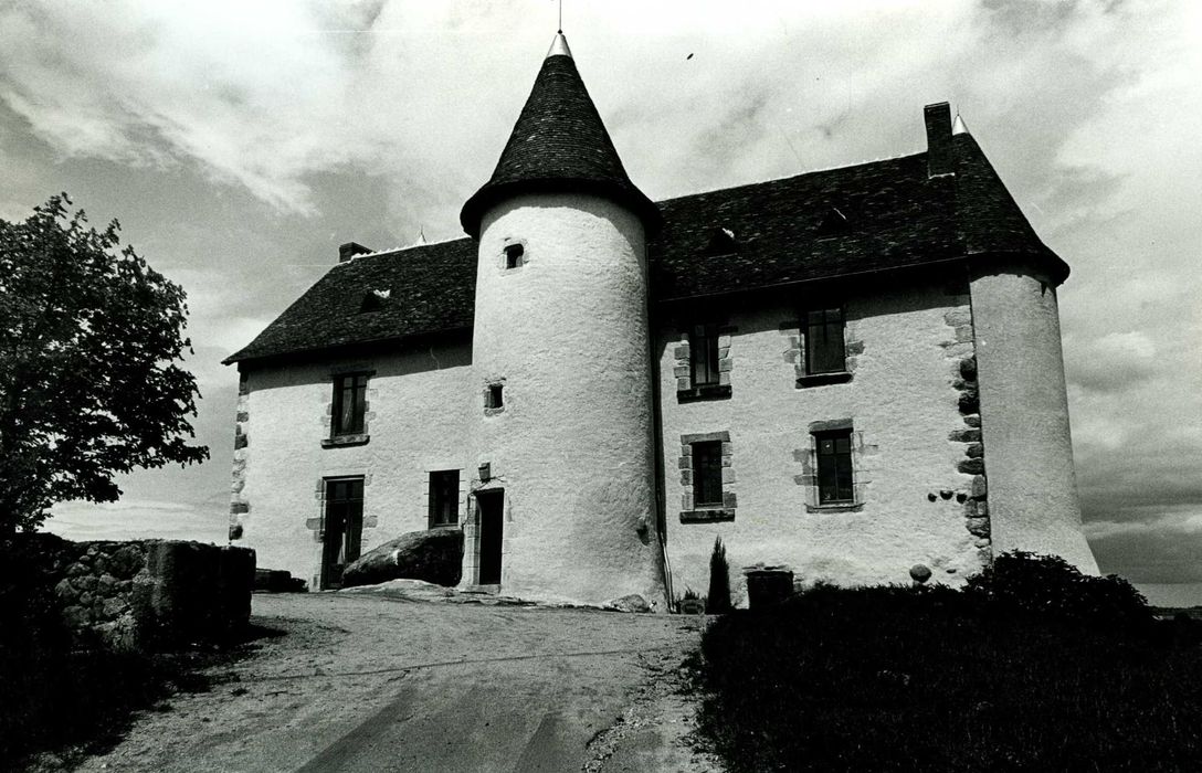 façade sud-est, vue générale