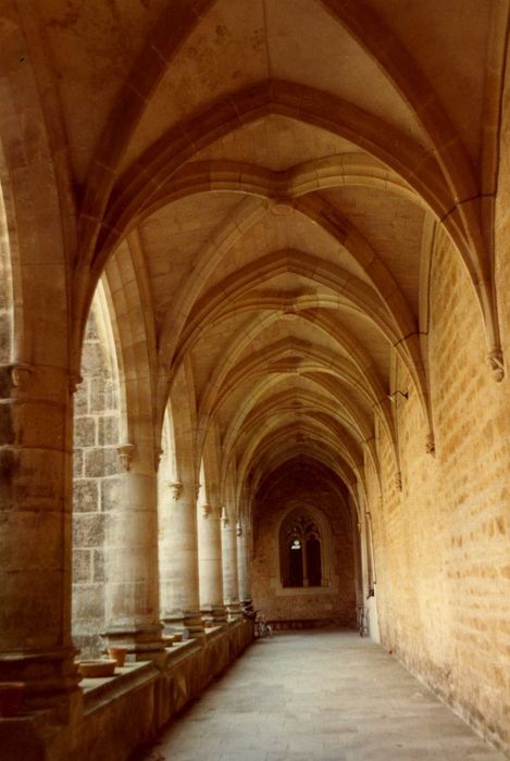 cloître, galerie sud, vue générale