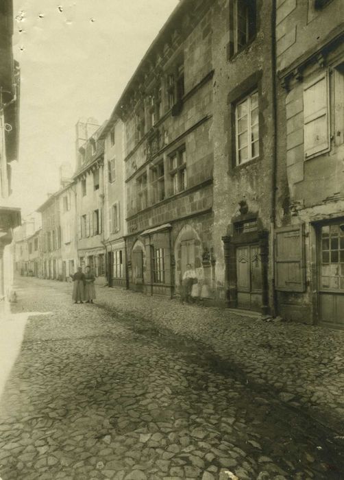 façade sur rue, vue générale