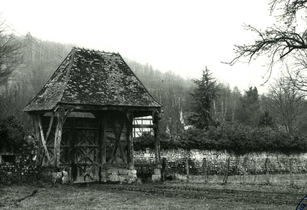 porche d’accès au clos, élévation ouest, vue générale