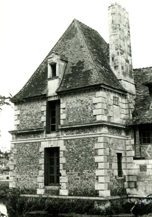 pavillon ouest, façade sud, vue générale