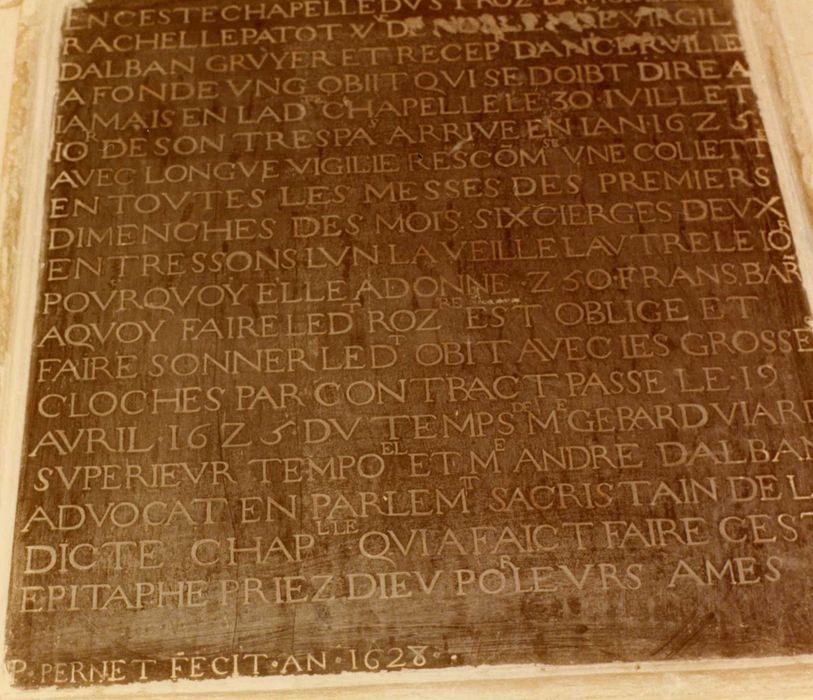 plaque commémorative de fondation de messe de requiem par Rachelle Patot - © Ministère de la Culture (France), Médiathèque du patrimoine et de la photographie, tous droits réservés