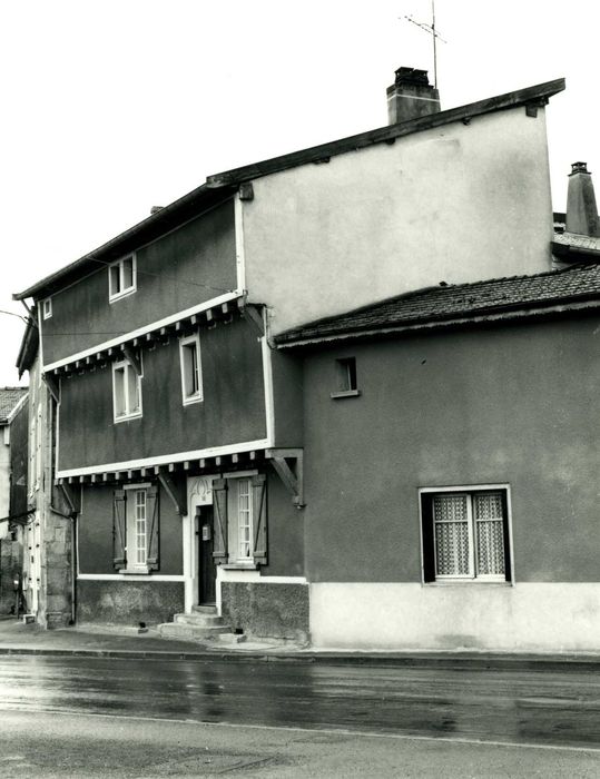 façade sur rue, vue générale