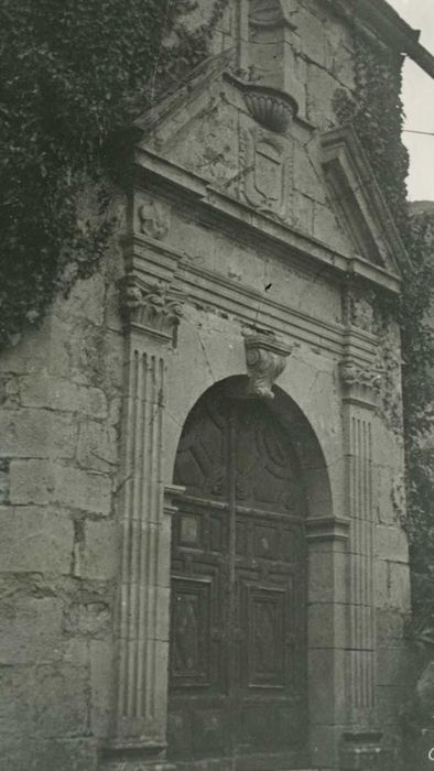 portail d’accès à la chapelle, vue générale