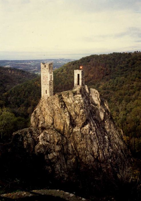 vue générale des ruines dans leur environnement