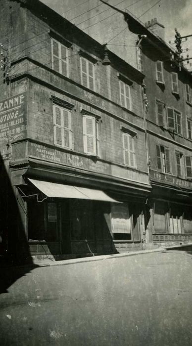 façade sur rue, vue générale