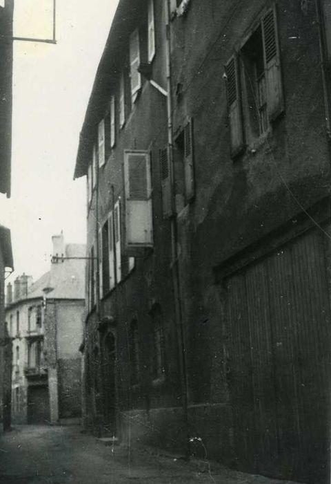 façade sur rue, vue générale