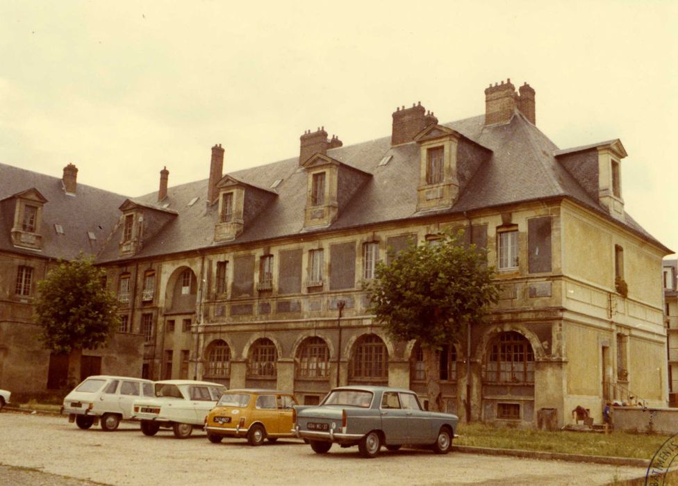 façade sud, vue générale